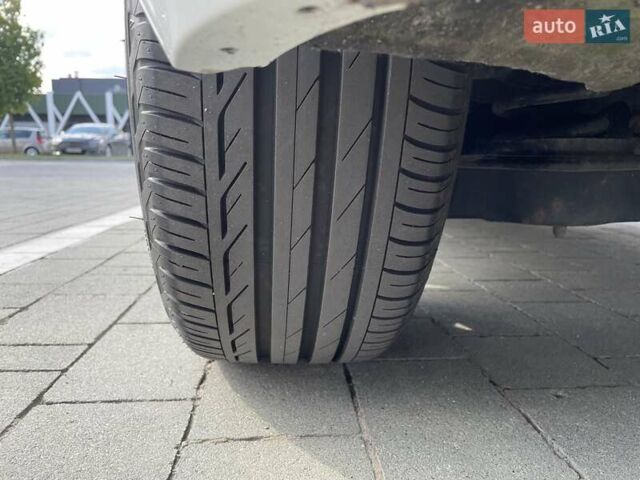 Білий Фольксваген e-Golf, об'ємом двигуна 0 л та пробігом 102 тис. км за 14200 $, фото 19 на Automoto.ua