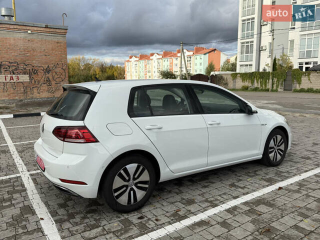 Белый Фольксваген e-Golf, объемом двигателя 0 л и пробегом 84 тыс. км за 14200 $, фото 3 на Automoto.ua
