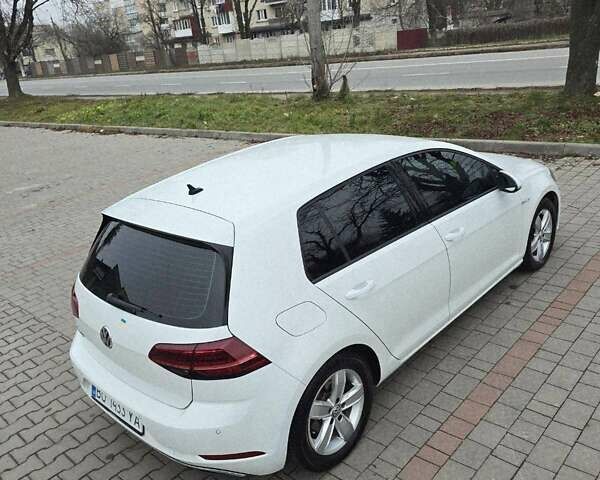 Білий Фольксваген e-Golf, об'ємом двигуна 0 л та пробігом 138 тис. км за 13900 $, фото 4 на Automoto.ua