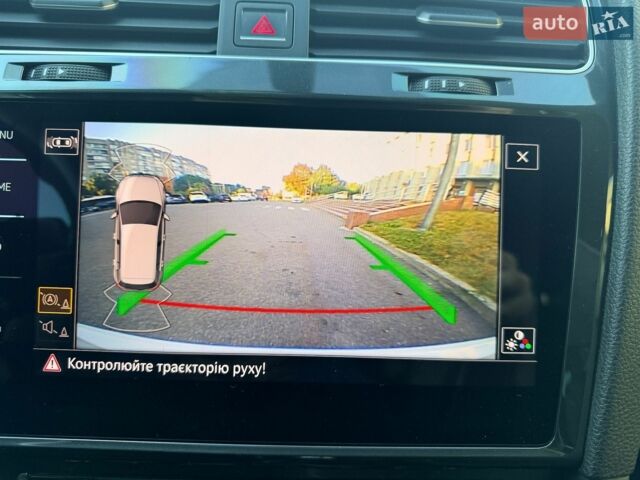 Белый Фольксваген e-Golf, объемом двигателя 0 л и пробегом 78 тыс. км за 14888 $, фото 20 на Automoto.ua