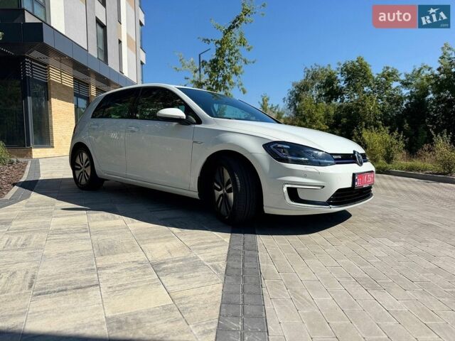 Білий Фольксваген e-Golf, об'ємом двигуна 0 л та пробігом 77 тис. км за 13300 $, фото 5 на Automoto.ua