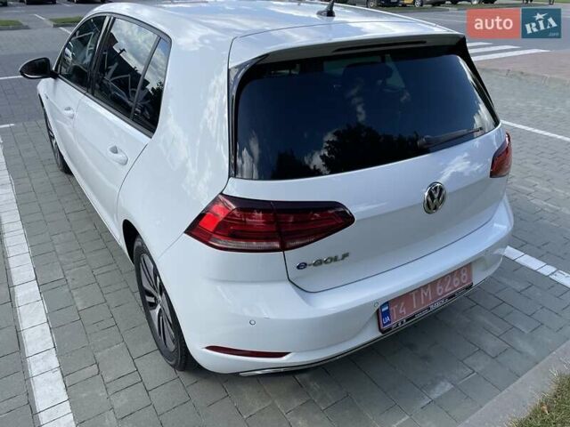 Білий Фольксваген e-Golf, об'ємом двигуна 0 л та пробігом 102 тис. км за 14200 $, фото 11 на Automoto.ua