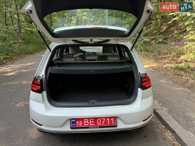 Білий Фольксваген e-Golf, об'ємом двигуна 0 л та пробігом 116 тис. км за 14200 $, фото 23 на Automoto.ua