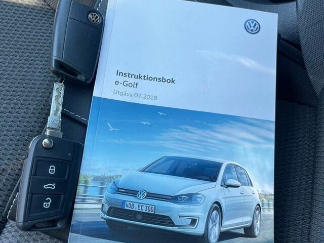 Білий Фольксваген e-Golf, об'ємом двигуна 0 л та пробігом 151 тис. км за 12800 $, фото 38 на Automoto.ua