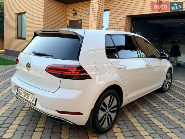 Білий Фольксваген e-Golf, об'ємом двигуна 0 л та пробігом 78 тис. км за 15300 $, фото 1 на Automoto.ua