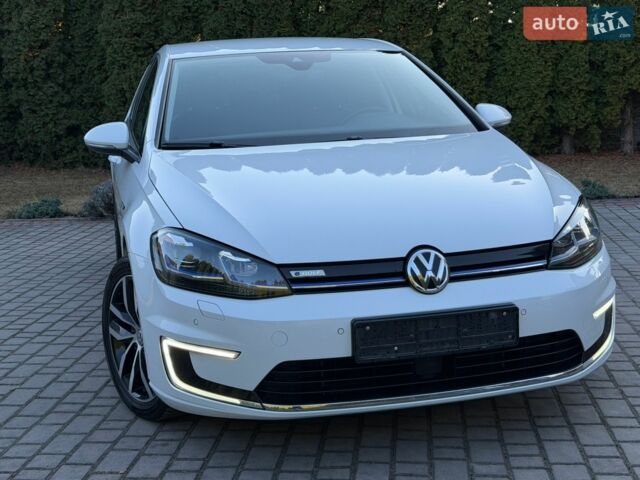 Білий Фольксваген e-Golf, об'ємом двигуна 0 л та пробігом 129 тис. км за 14900 $, фото 26 на Automoto.ua