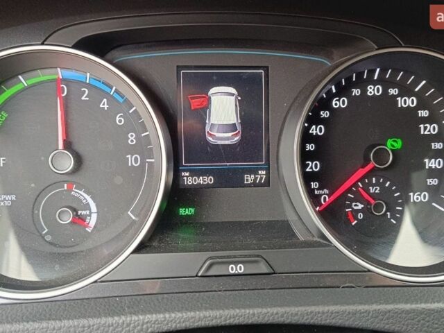 Білий Фольксваген e-Golf, об'ємом двигуна 0 л та пробігом 180 тис. км за 12300 $, фото 8 на Automoto.ua