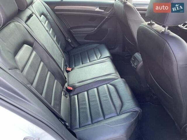 Білий Фольксваген e-Golf, об'ємом двигуна 0 л та пробігом 102 тис. км за 14200 $, фото 26 на Automoto.ua