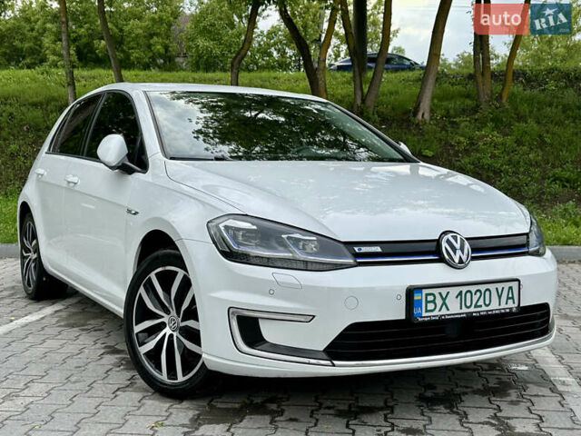 Белый Фольксваген e-Golf, объемом двигателя 0 л и пробегом 133 тыс. км за 13500 $, фото 14 на Automoto.ua