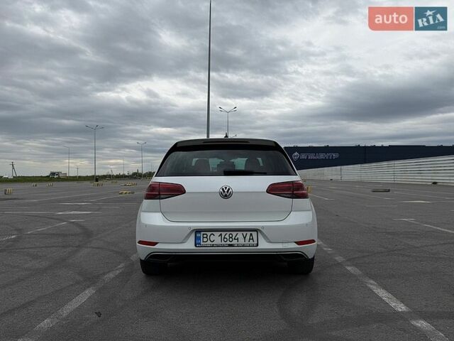 Белый Фольксваген e-Golf, объемом двигателя 0 л и пробегом 130 тыс. км за 13500 $, фото 5 на Automoto.ua