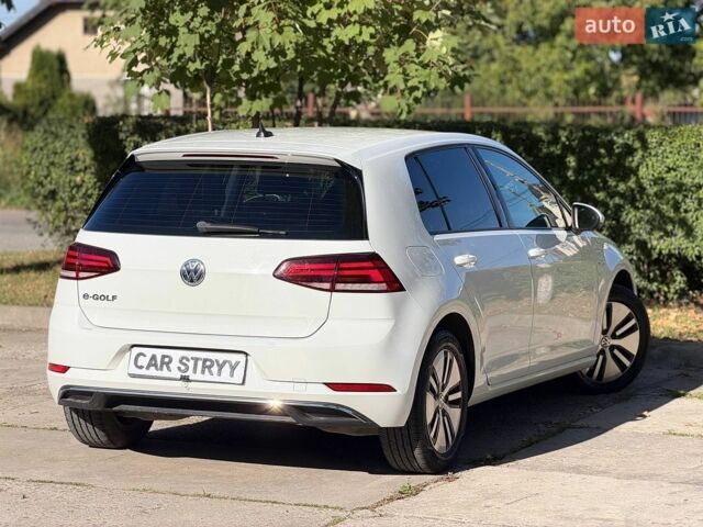 Білий Фольксваген e-Golf, об'ємом двигуна 0 л та пробігом 77 тис. км за 12999 $, фото 2 на Automoto.ua