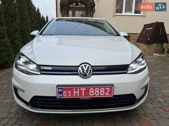 Белый Фольксваген e-Golf, объемом двигателя 0 л и пробегом 137 тыс. км за 12999 $, фото 49 на Automoto.ua