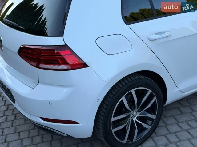 Білий Фольксваген e-Golf, об'ємом двигуна 0 л та пробігом 129 тис. км за 14900 $, фото 34 на Automoto.ua