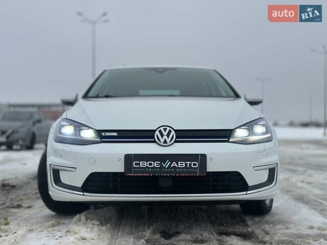 Белый Фольксваген e-Golf, объемом двигателя 0 л и пробегом 183 тыс. км за 12399 $, фото 1 на Automoto.ua