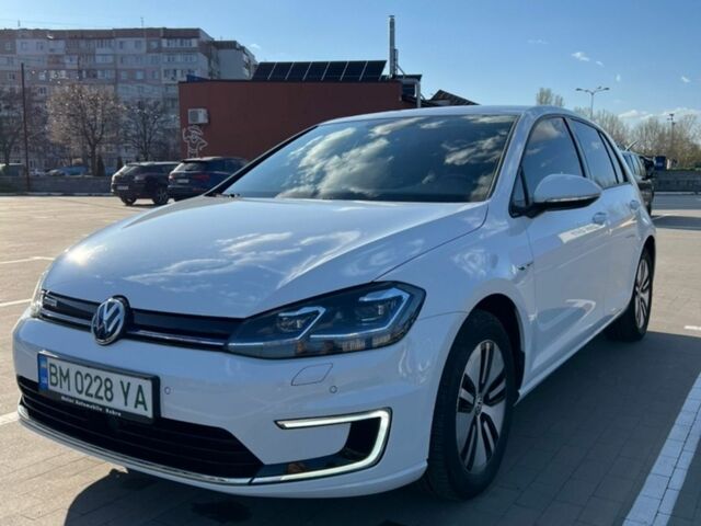 Білий Фольксваген e-Golf, об'ємом двигуна 0 л та пробігом 53 тис. км за 17000 $, фото 2 на Automoto.ua