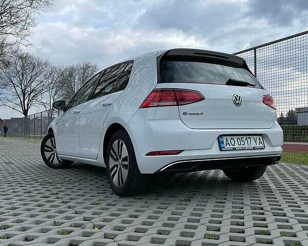 Белый Фольксваген e-Golf, объемом двигателя 0 л и пробегом 185 тыс. км за 12950 $, фото 12 на Automoto.ua