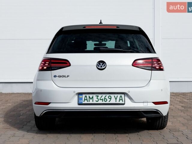 Білий Фольксваген e-Golf, об'ємом двигуна 0 л та пробігом 141 тис. км за 14400 $, фото 8 на Automoto.ua