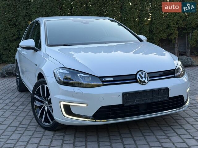 Білий Фольксваген e-Golf, об'ємом двигуна 0 л та пробігом 129 тис. км за 14900 $, фото 4 на Automoto.ua