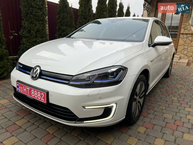 Белый Фольксваген e-Golf, объемом двигателя 0 л и пробегом 137 тыс. км за 12999 $, фото 9 на Automoto.ua