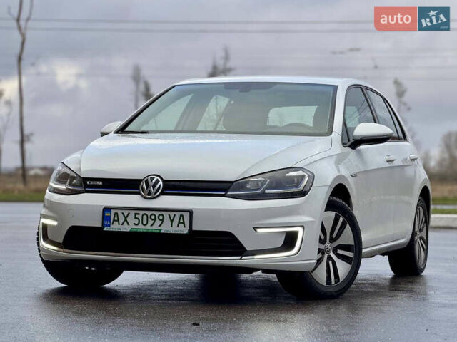 Білий Фольксваген e-Golf, об'ємом двигуна 0 л та пробігом 90 тис. км за 12950 $, фото 2 на Automoto.ua