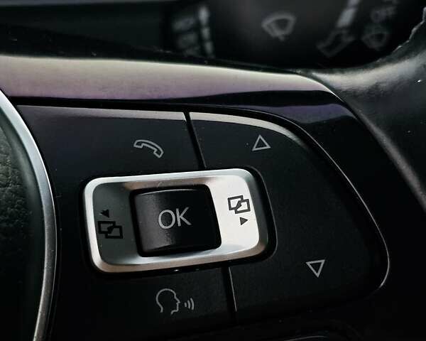 Білий Фольксваген e-Golf, об'ємом двигуна 0 л та пробігом 112 тис. км за 15950 $, фото 62 на Automoto.ua