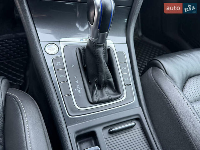 Білий Фольксваген e-Golf, об'ємом двигуна 0 л та пробігом 127 тис. км за 14900 $, фото 81 на Automoto.ua