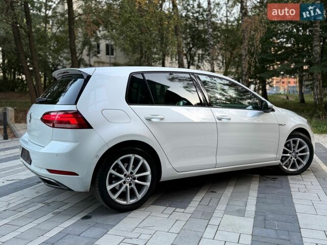 Білий Фольксваген e-Golf, об'ємом двигуна 0 л та пробігом 103 тис. км за 13999 $, фото 26 на Automoto.ua