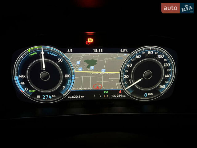 Белый Фольксваген e-Golf, объемом двигателя 0 л и пробегом 137 тыс. км за 12999 $, фото 1 на Automoto.ua