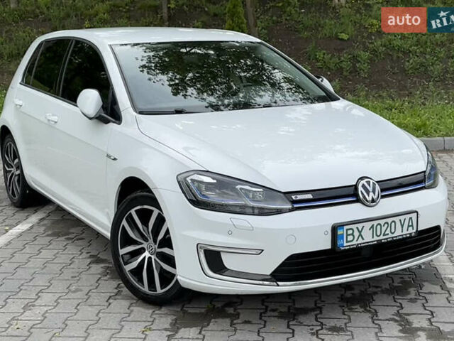 Белый Фольксваген e-Golf, объемом двигателя 0 л и пробегом 133 тыс. км за 13500 $, фото 2 на Automoto.ua