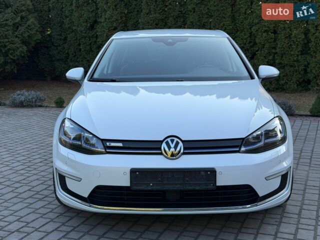 Білий Фольксваген e-Golf, об'ємом двигуна 0 л та пробігом 129 тис. км за 14900 $, фото 24 на Automoto.ua