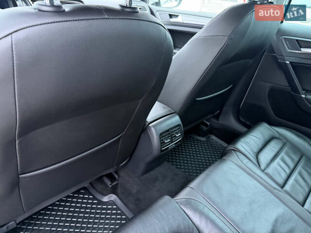 Білий Фольксваген e-Golf, об'ємом двигуна 0 л та пробігом 127 тис. км за 14900 $, фото 60 на Automoto.ua