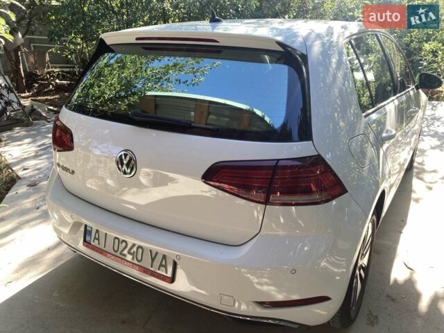 Білий Фольксваген e-Golf, об'ємом двигуна 0 л та пробігом 67 тис. км за 15500 $, фото 7 на Automoto.ua