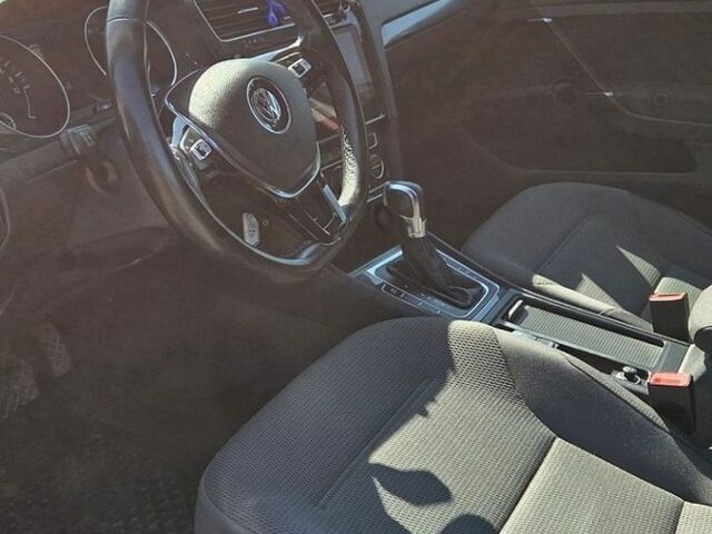 Білий Фольксваген e-Golf, об'ємом двигуна 0 л та пробігом 138 тис. км за 12500 $, фото 9 на Automoto.ua
