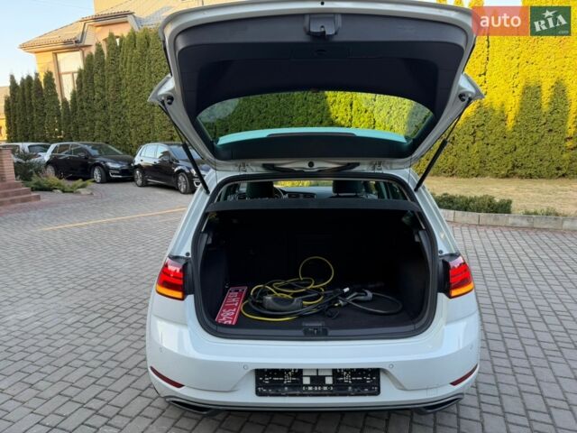 Білий Фольксваген e-Golf, об'ємом двигуна 0 л та пробігом 129 тис. км за 14900 $, фото 112 на Automoto.ua