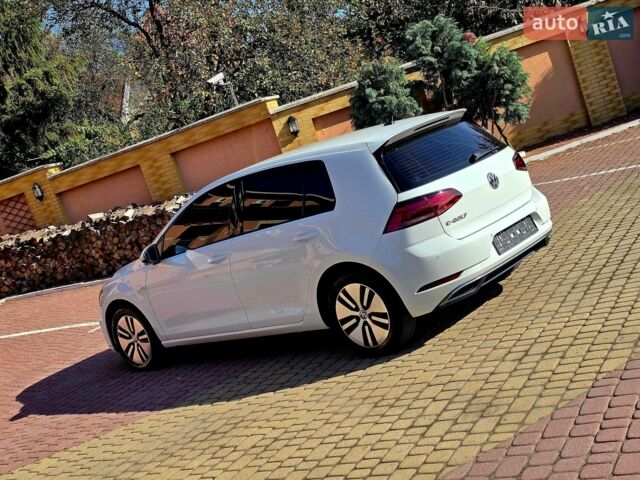 Білий Фольксваген e-Golf, об'ємом двигуна 0 л та пробігом 160 тис. км за 13850 $, фото 37 на Automoto.ua