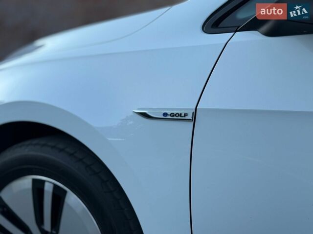 Білий Фольксваген e-Golf, об'ємом двигуна 0 л та пробігом 144 тис. км за 12900 $, фото 2 на Automoto.ua