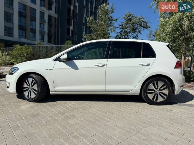 Білий Фольксваген e-Golf, об'ємом двигуна 0 л та пробігом 77 тис. км за 13300 $, фото 7 на Automoto.ua