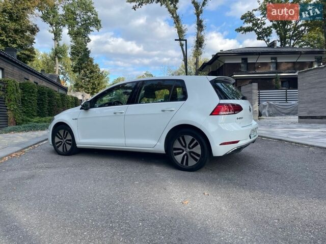 Білий Фольксваген e-Golf, об'ємом двигуна 0 л та пробігом 114 тис. км за 12500 $, фото 5 на Automoto.ua