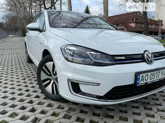 Белый Фольксваген e-Golf, объемом двигателя 0 л и пробегом 185 тыс. км за 12450 $, фото 17 на Automoto.ua