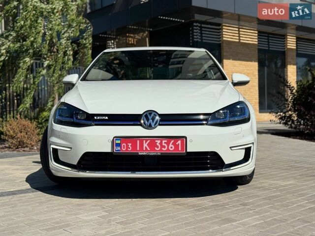 Білий Фольксваген e-Golf, об'ємом двигуна 0 л та пробігом 77 тис. км за 13300 $, фото 3 на Automoto.ua