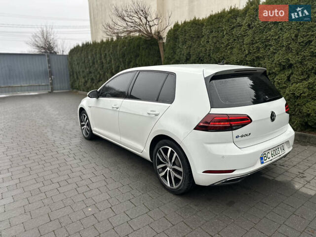 Білий Фольксваген e-Golf, об'ємом двигуна 0 л та пробігом 60 тис. км за 15490 $, фото 3 на Automoto.ua