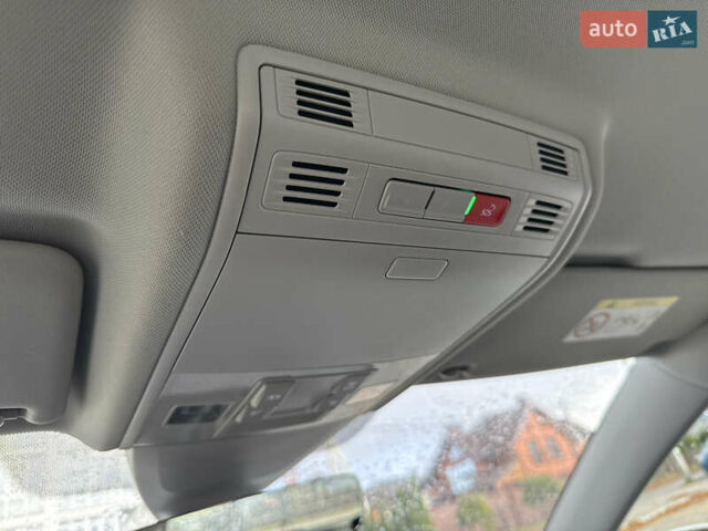 Белый Фольксваген e-Golf, объемом двигателя 0 л и пробегом 84 тыс. км за 14200 $, фото 65 на Automoto.ua