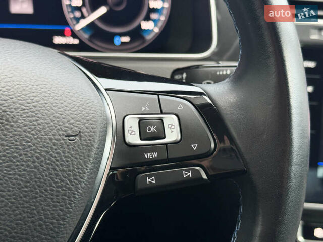 Білий Фольксваген e-Golf, об'ємом двигуна 0 л та пробігом 20 тис. км за 18001 $, фото 13 на Automoto.ua