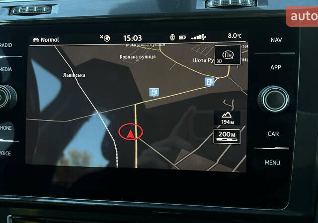 Белый Фольксваген e-Golf, объемом двигателя 0 л и пробегом 84 тыс. км за 13250 $, фото 124 на Automoto.ua