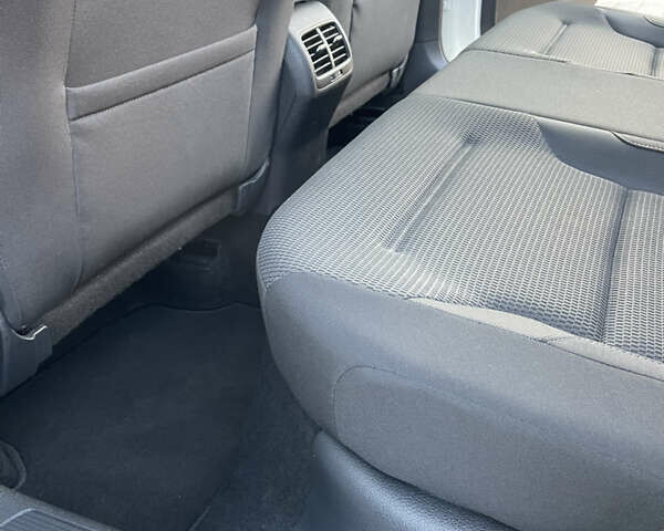 Білий Фольксваген e-Golf, об'ємом двигуна 0 л та пробігом 35 тис. км за 15600 $, фото 20 на Automoto.ua