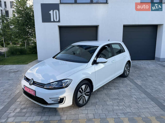 Білий Фольксваген e-Golf, об'ємом двигуна 0 л та пробігом 35 тис. км за 15600 $, фото 3 на Automoto.ua