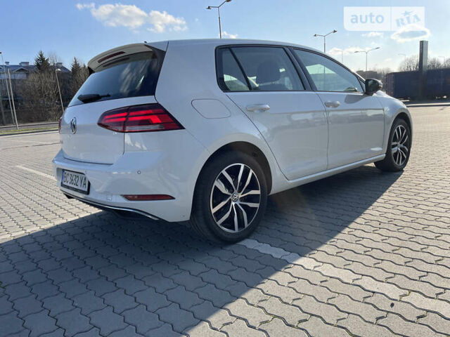 Білий Фольксваген e-Golf, об'ємом двигуна 0 л та пробігом 49 тис. км за 15299 $, фото 3 на Automoto.ua