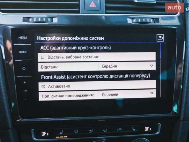 Белый Фольксваген e-Golf, объемом двигателя 0 л и пробегом 78 тыс. км за 15300 $, фото 26 на Automoto.ua