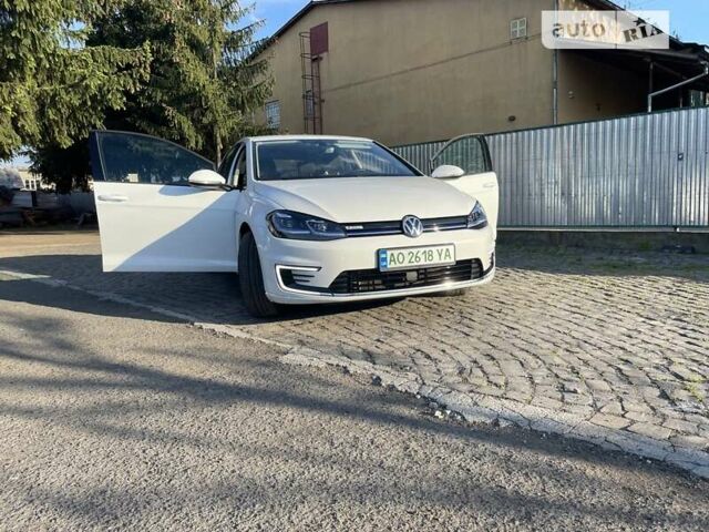 Білий Фольксваген e-Golf, об'ємом двигуна 0 л та пробігом 55 тис. км за 15500 $, фото 13 на Automoto.ua