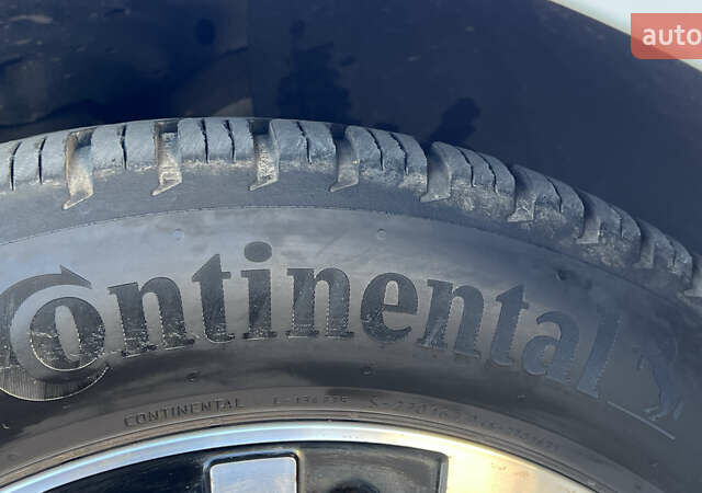 Белый Фольксваген e-Golf, объемом двигателя 0 л и пробегом 84 тыс. км за 13250 $, фото 51 на Automoto.ua